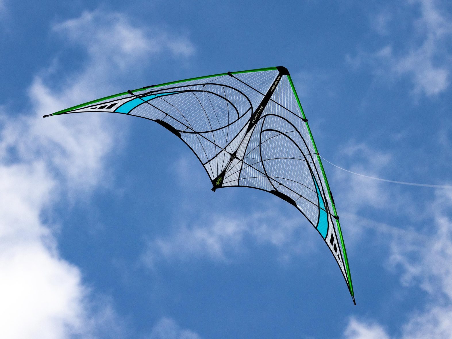 prism-mylar-quantum-kite (2)